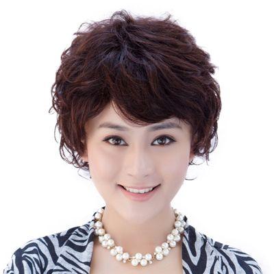 最新女短烫发流行趋势及造型指南全解析